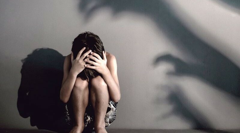 情緒診所：批評激進前 不如了解背後創傷