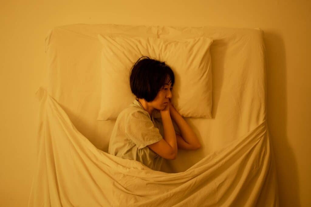 睡眠四大任務 失眠後補眠沒用?「鬼壓牀」深層睡眠所致?解救失眠7個Tips 睡眠四大任務 失眠後補眠沒用?「鬼壓牀」深層睡眠所致?解救失眠7個Tips
