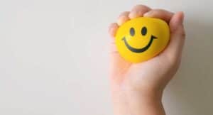 針對頑治型抑鬱症患者 新藥新療法+非藥物介入 助走出情緒低谷