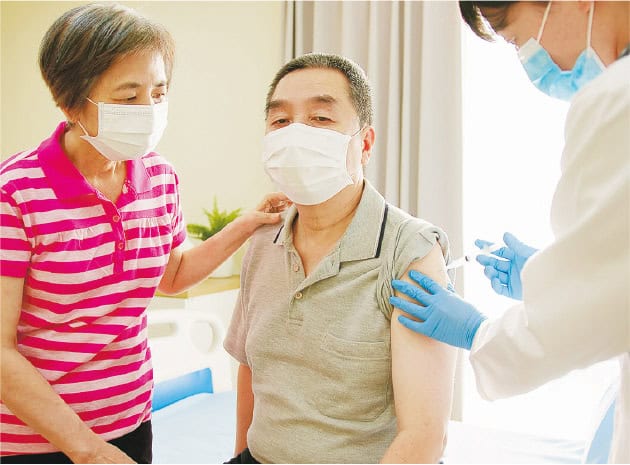肺炎球菌症狀初期似流感 多種疫苗保護效果各不同 家中長幼如何選擇? 肺炎球菌症狀初期似流感 多種疫苗保護效果各不同 家中長幼如何選擇?