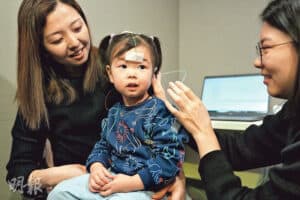 【語言遲緩】腦電波測嬰兒風險 把握3歲以下黃金期 愈早介入成效愈高